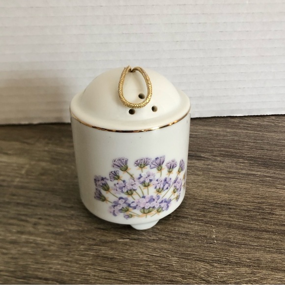 Vtg Floral Ceramic Pomander - Picture 1 of 11